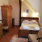 西德里斯科萨宾沃旅馆 Węgorzewo