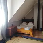 西德里斯科萨宾沃旅馆 *